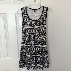 BRAND NEW Forever 21 Skater Dress